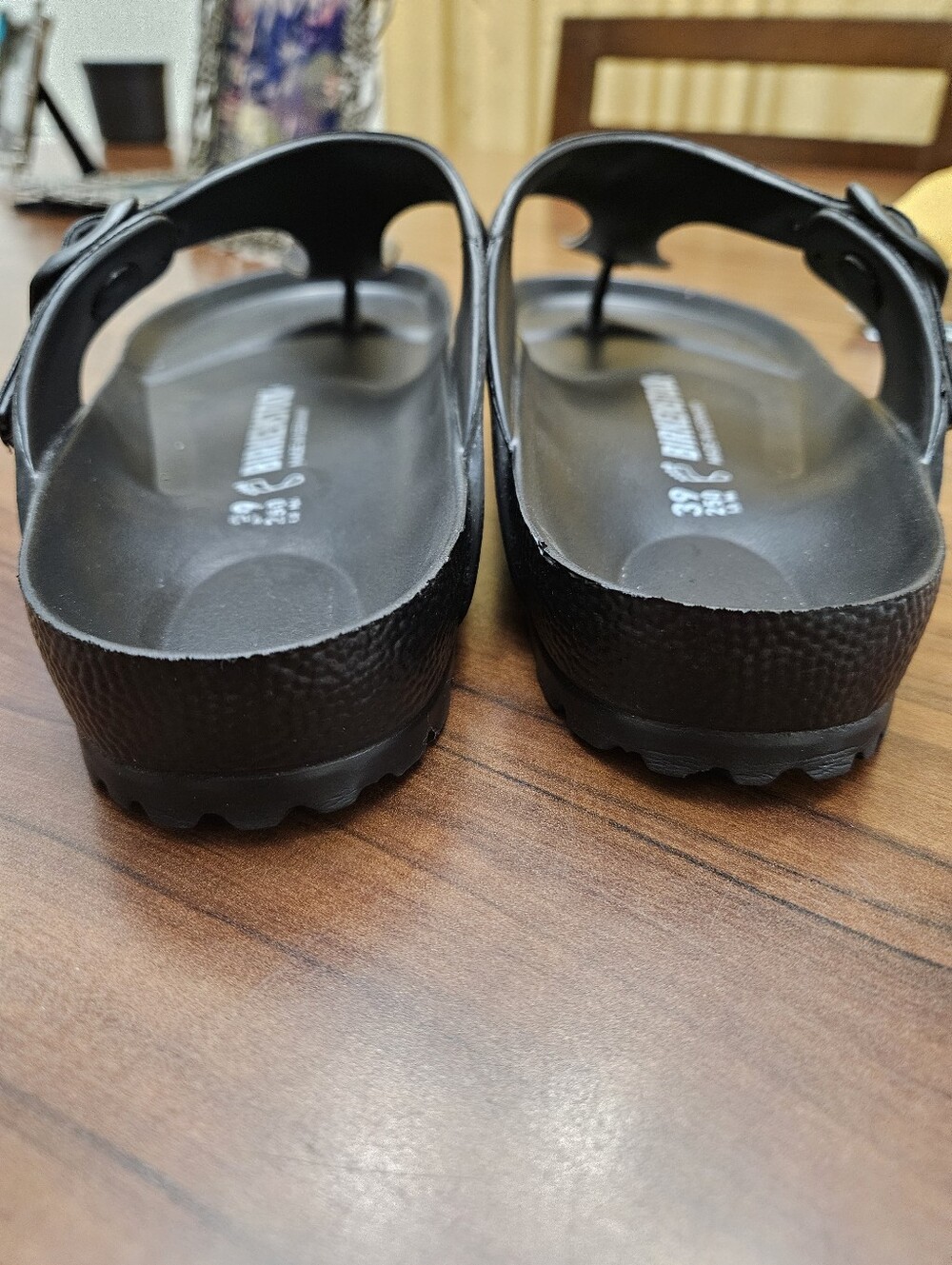 Birkenstock Black Gizeh Essential  Eva Sandal  Size 8 (39/ Men's 6) - Picture 5 of 6